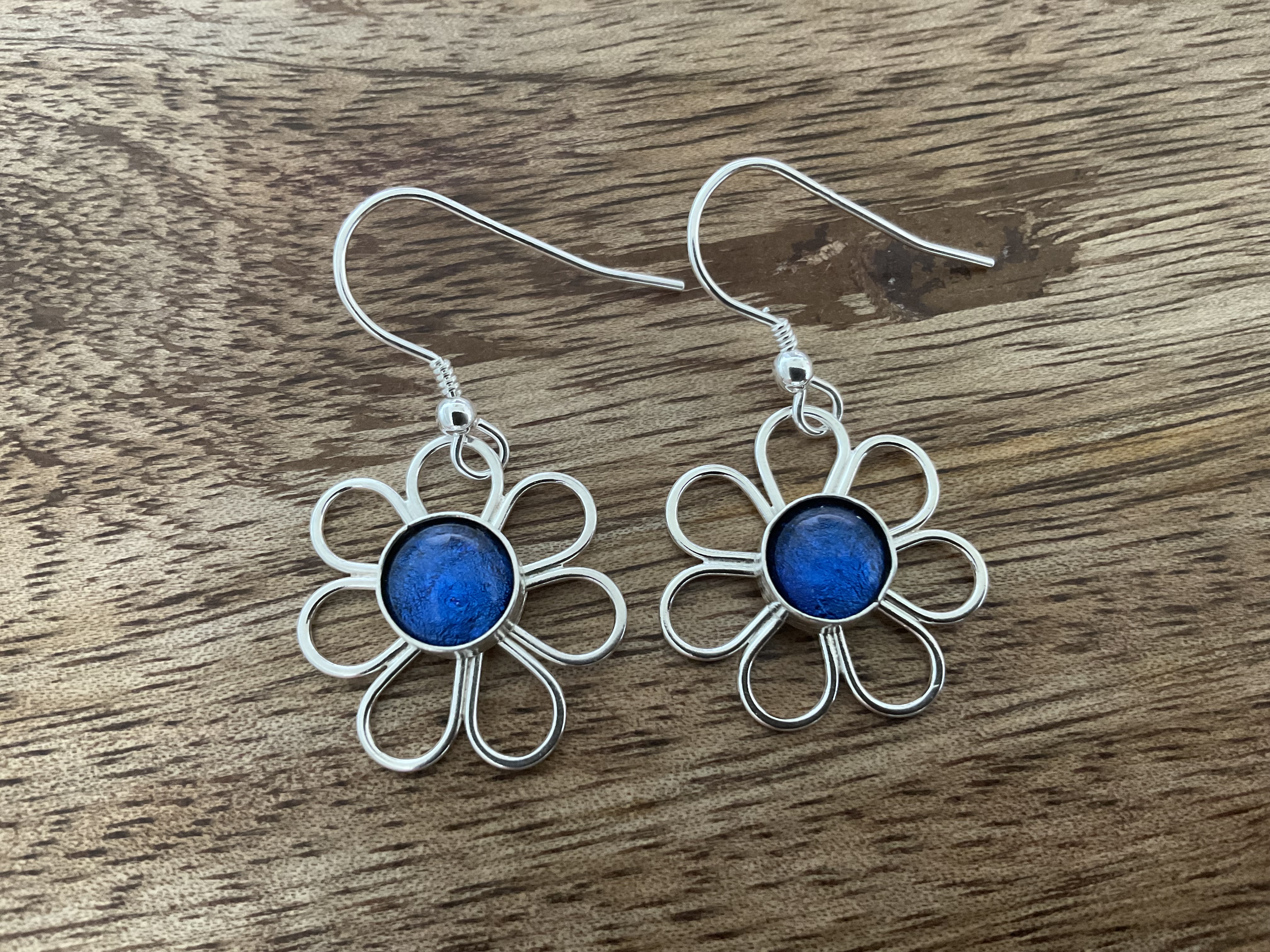 Blue Daisy Dichroic Fused Glass Dangle Earrings - Click Image to Close